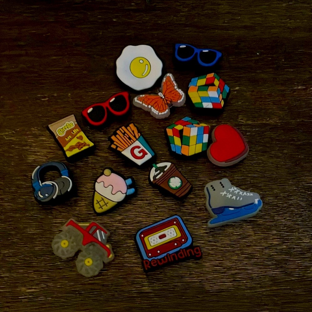 Assorted shoe charms